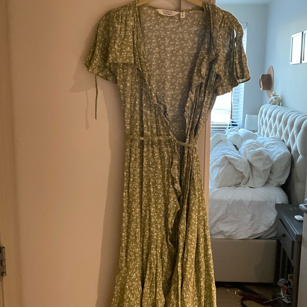 & other stories floral maxi wrap dress